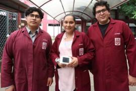 Este dispositivo fue creado por los doctores Diana Bueno Hernández y José Alberto Zamora Justo, adscritos a la Unidad Profesional Interdisciplinaria de Biotecnología, en colaboración con Víctor Manuel Arena Cantoran