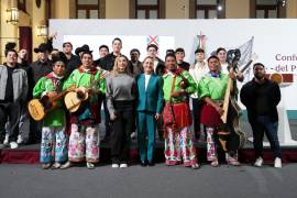 La presidenta Claudia Sheinbaum Pardo presentó el Himno Migrante, a cargo del colectivo Legado de Grandeza.