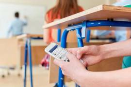 Algunas instituciones plantean mantener los celulares como herramientas educativas, siempre que se utilicen de manera responsable.