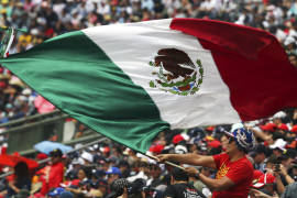 Así se escuchó el Himno Nacional en el GP de México interpretado por niñas tehuanas