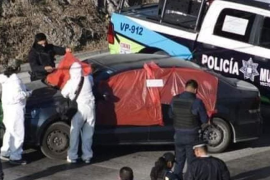 El auto, que fue abandonado, contaba con una denuncia de robo desde el pasado 30 de marzo. Fue adquirido en Puebla, pero portaba placas de la Ciudad de México