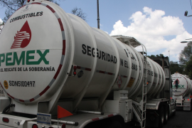 Un informe que Pemex presentó en la Comisión de Bolsa y Valores de Estados Unidos detalla que los envíos fueron por 256.2 millones de pesos, unos 14.2 millones de dólares, y representaron 0.2% del total de exportaciones de la compañía.