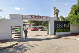 El director de la institución, Efrén Pérez Ortega, coordinó la suspensión del turno matutino para garantizar la seguridad de los alumnos.