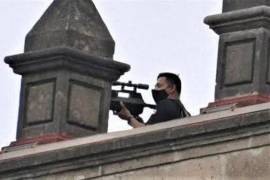 La imagen de un francotirador apostado en Palacio Nacional durante la manifestación de la Generacion Z el sábado pasado divulgada en redes sociales tales como X, Facebook, Threads y TikTok fue tomada en 2021.