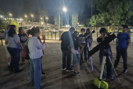 La Sociedad Astronómica de Saltillo organizará actividades para acercar al público a la observación de los astros mediante telescopios.