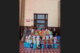 El grupo “Huellitas Danés”, del Ateneo Fuente, se solidariza con la labor que lleva a cabo Daniel Martínez, en el cuidado de perros en situación de calle.