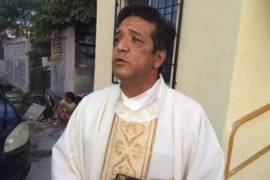 Apuñalan a sacerdote de Matamoros dentro de templo