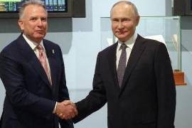 El portavoz del gobierno ruso, Dmitry Peskov, dijo a los periodistas que las conversaciones del martes continuarían “hasta que fuera necesario” y que solo un intérprete se uniría a Witkoff y Kushner en el lado estadounidense.