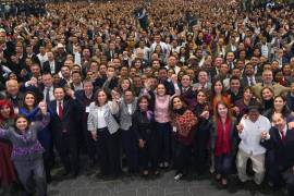 El gobernador de Querétaro dijo que, ante lo que viene, se debe actuar sin colores partidistas.