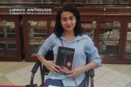 Joven saltillense de 17 años publica novela que está llevando a los niños a la lectura