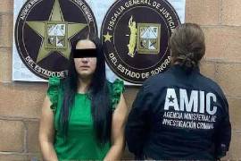 La detenida era buscada por una orden de arresto emitida por la Corte de Distrito del Estado de California.