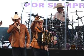 Pesado enciende “La Fiesta del Acordeón” en Saltillo