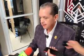 El primer regidor de Piedras Negras, Ricardo Múzquiz, informó que la bancada de Morena presentará una solicitud formal para convocar a una sesión extraordinaria de Cabildo y conformar el nuevo consejo del SIMAS.