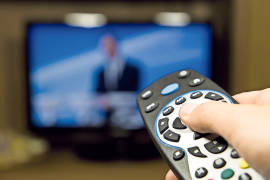 ‘Acapara’ INE spots en radio y televisión; reclaman partidos