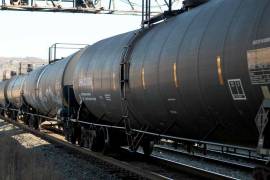 Ferrocarriles movilizan cantidad histórica de gasolina, pero la CNTE podría frenarlo