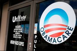 Trump celebra inconstitucionalidad de 'Obamacare'