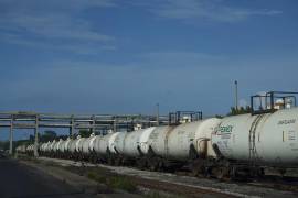 Los establecimientos que comercializan gasolina regular, premium y diésel deberán contar con un permiso vigente.