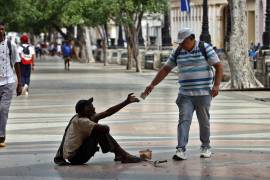 El gobierno de Burkina Faso ha aprobado un decreto que prohíbe mostrar a personas en situación de vulnerabilidad para generar contenido en redes sociales o promocionar acciones solidarias.
