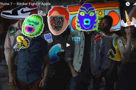 ¡Guerra de stickers! La nueva campaña de Apple