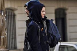 Historia. La película argentina explora cómo dos personas pueden vivir muy cerca una de la otra y, al mismo tiempo, sentirse separadas por un mundo de barreras emocionales.