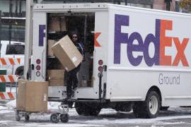 Los consumidores en Estados Unidos buscaban ofertas en internet el lunes mientras buscan aprovechar el maratón de compras posterior al Día de Acción de Gracias con el Ciberlunes. FOTO: AP.