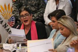 Mónica Palencia rechazó las voces que la tildan de “traidora a la patria” por la decisión del gobierno de Daniel Noboa de allanar la embajada de México