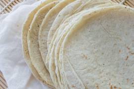 En algunos establecimientos el kilo de tortilla ya alcanza los 24 pesos este 2022, siendo hasta el momento el precio más alto de la tortilla en Saltillo.