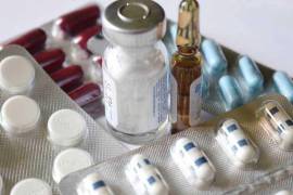 Más de 200 ampolletas del medicamento bupivacaína fueron puestas en cuarentena al ser identificados como parte de los lotes relacionados con las muertes y los casos de meningitis aséptica en Durango.