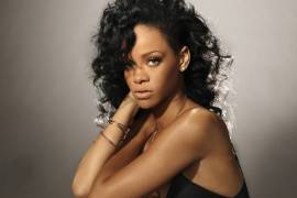 Rihanna rechaza invitación al medio tiempo del Super Bowl por la discriminación que se vive en la NFL