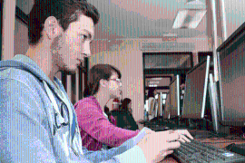 La UAdeC ofrece una modalidad virtual de bachillerato con duración estimada de entre año y medio y dos años.