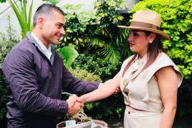 “Hasta hoy día puedo decir que el Secretario se ha portado a la altura”, declaró la alcaldesa de Uruapan.