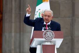 López Obrador afirma que en seis años de gobierno ‘revirtió la decadencia’ de México.