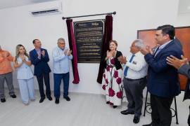 Maestros disidentes del SNTE en Coahuila criticaron que la inauguración de la Casa Club del Jubilado en Acuña privilegia intereses políticos de la dirigencia por encima de resolver rezagos en pensiones, seguros y vivienda de los agremiados.