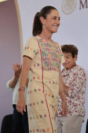 Claudia Sheinbaum Pardo, presidenta de México, encabezó la entrega de constancias de créditos liquidados como parte del Programa Vivienda para el Bienestar en el municipio de Emiliano Zapata, Morelos.