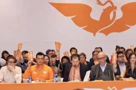 El senador Juan Zepeda explicó que se tomó esta decisión con el fin de evitar que el movimiento naranja entre ‘al lodazal’ en que se convertirá la elección