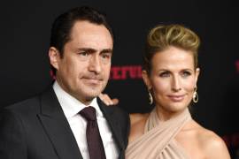 La alberca donde Demián Bichir encontró a su esposa, es publicada en Instagram