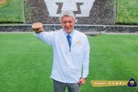 En Pumas no descartan a Hugo Sánchez ni a Mohamed