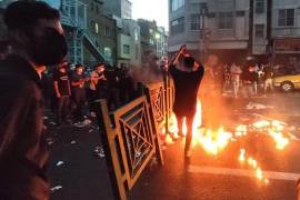 Mientras tanto, en el país, Irán aún afronta una ira latente por la represión generalizada de toda disidencia en la República Islámica.