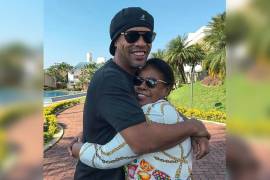 Ronaldinho se hundió tras la muerte de su madre y se la pasa bebiendo todos los días