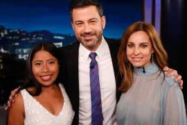 Yalitza Aparicio cautiva en show de Jimmy Kimmel