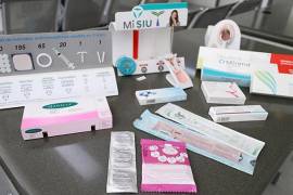 Entre los métodos ofrecidos se encuentran condones, anticonceptivos hormonales, dispositivos intrauterinos e intervenciones quirúrgicas como la vasectomía sin bisturí.