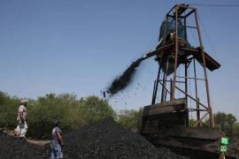 Productores de carbón esperan reactivación económica en los municipios afectados por la depresión del sector.