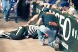 La Parka sufre terrible accidente durante plena lucha (video)
