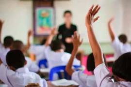 De avanzar en el proceso legislativo, la reforma obligaría a las autoridades educativas a ajustar los programas de estudio.