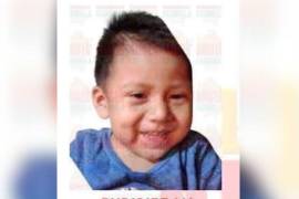 Familiares y amigos difunden la desaparición en redes sociales buscando información relevante.