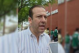 El diputado Felipe González presentó una iniciativa de reforma a la Ley de Educación que busca regular los precios de materiales escolares y brindar mayor transparencia en los cobros de colegios particulares.