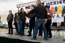En el evento, una persona se dirigió a Mejía Berdeja y lo acusó de dejar un trabajo “decepcionante” en Guerrero.