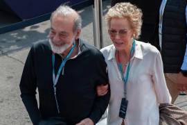 El noviazgo que Carlos Slim tiene con Mercedes Sánchez Navarro, se ha mantenido en un bajo perfil, debido a que la pareja solo ha sido vista en público durante unas 5 ocasiones.