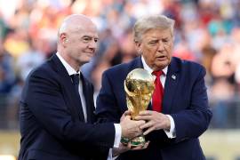 Gianni Infantino impulsa un proyecto que abriría el negocio de los Mundiales al capital privado, una decisión que ha encendido las alertas en el futbol internacional.