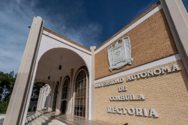 Mencionó que, al mismo tiempo, se revisan los rubros de calidad educativa, mantenimiento e infraestructura.